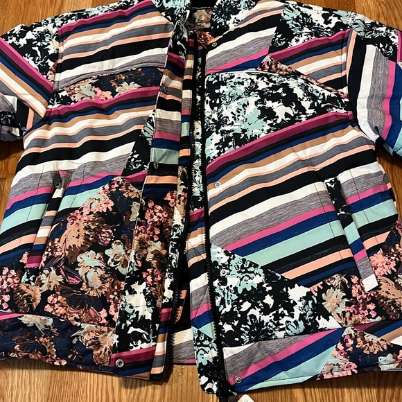 Free People Movement Bunny Slope Floral Puffer Jacket Size Large NWT - Picture 11 of 17